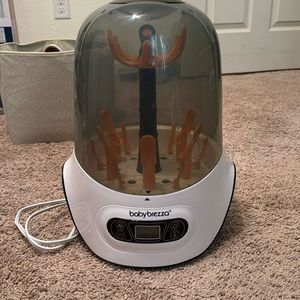 Babybrezza sterilizer everything works and works good only used for 5 months.